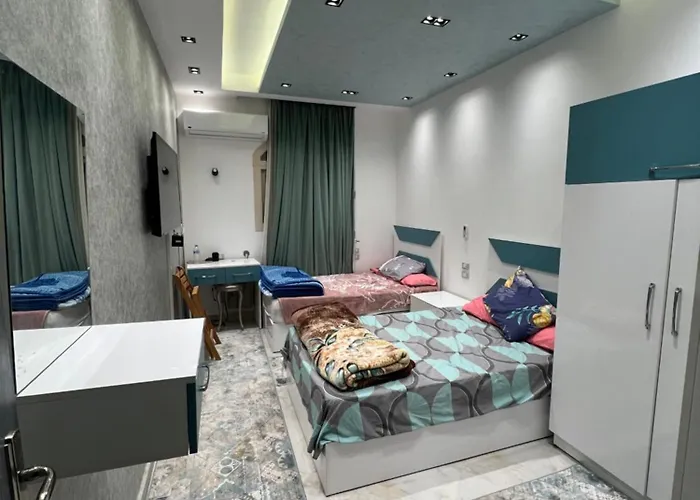 A In Comfy And Spacious Two Bedrooms - 5 Mins Drive From Bus Station شقة السويس